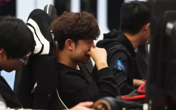 探秘國內(nèi)首家電競學(xué)院：學(xué)生大多都是富二代，父母寵愛