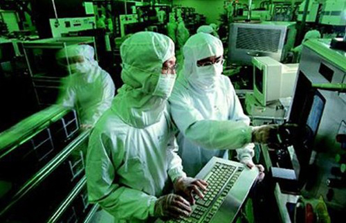 半導(dǎo)體設(shè)備面臨“四大挑戰(zhàn)” 尷尬處境亟待轉(zhuǎn)變