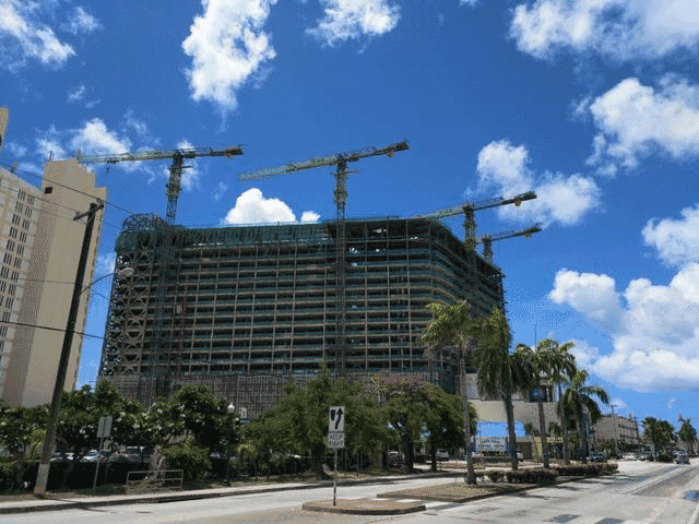 中聯(lián)重科起重機1