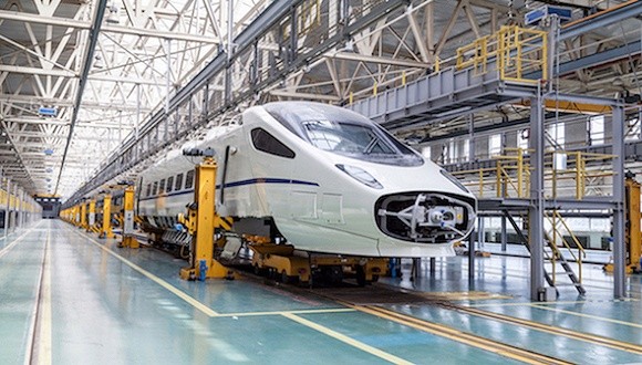 發(fā)展先進制造業(yè) 推動互聯(lián)網(wǎng)與實體經(jīng)濟深度融合