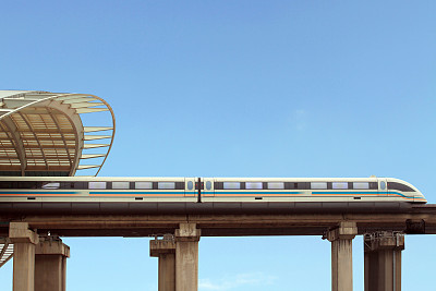 中國(guó)正成為全球高鐵運(yùn)營(yíng)的領(lǐng)跑者