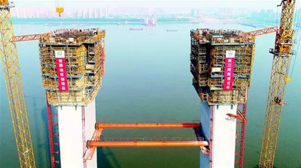 楊泗港長江大橋