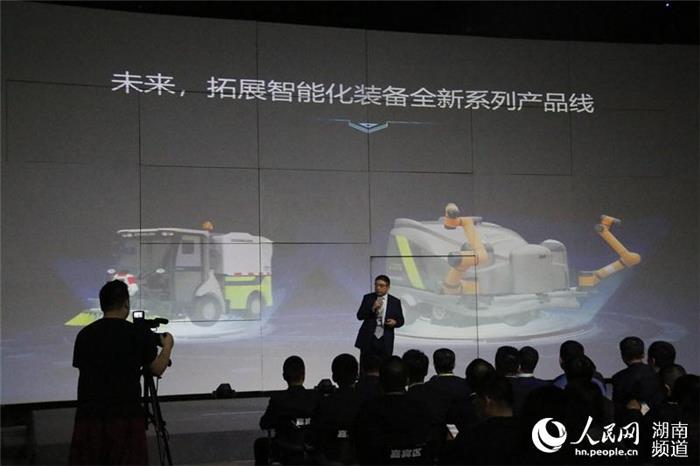 無人駕駛掃路車